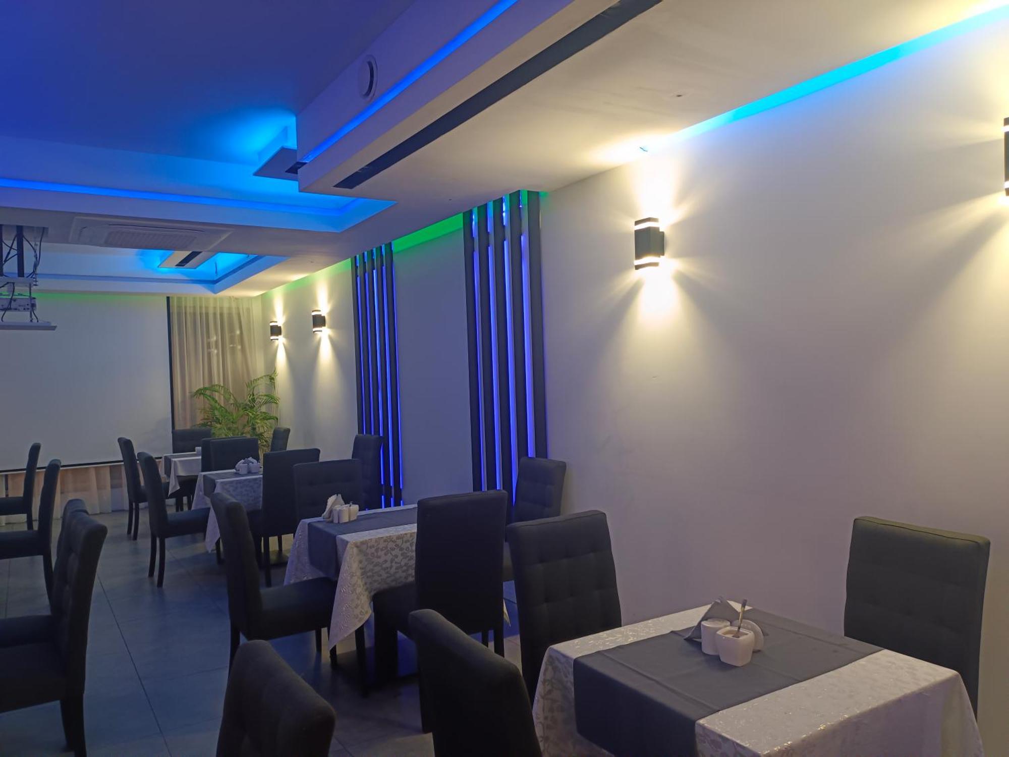 Hotelik & Restauracja Amber ราชิน ภายนอก รูปภาพ