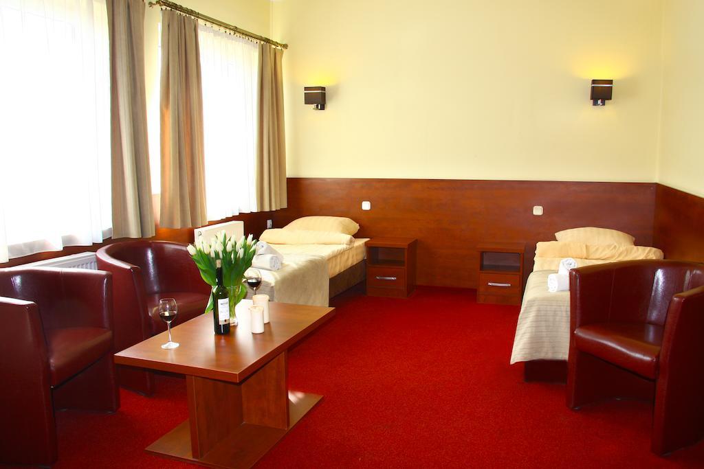 Hotelik & Restauracja Amber ราชิน ห้อง รูปภาพ